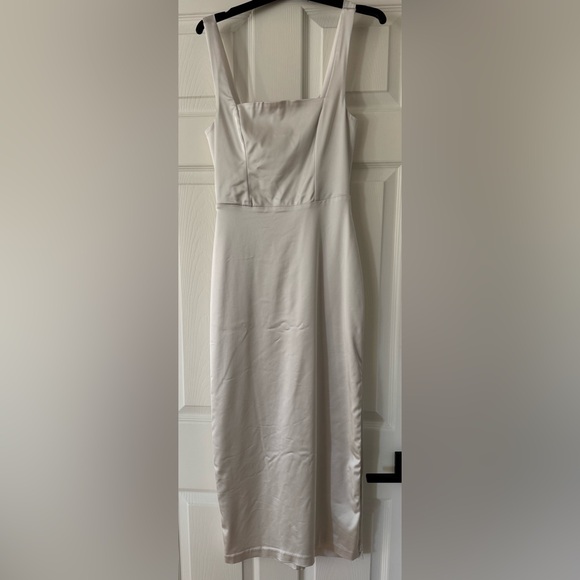 ABERCROMBIE and FITCH White Midi Dress - Picture 6 of 7